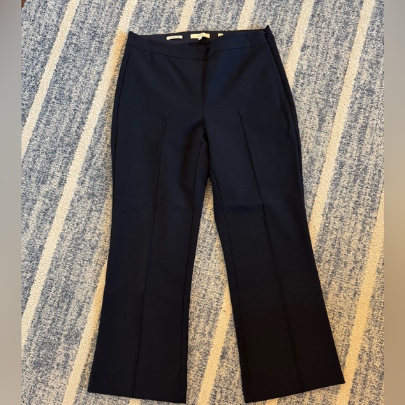 Vince Navy Blue Pin Tuck Flare Sz 8 NWOT - Picture 2 of 7